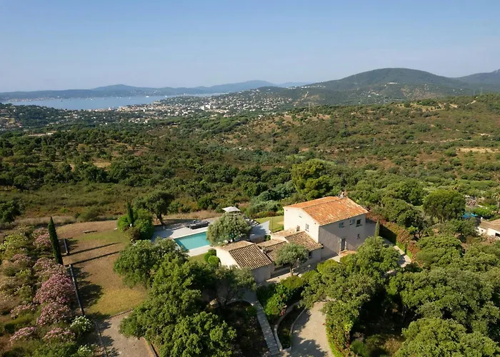 Bastide With Panoramic Views Of Saint-tropez *