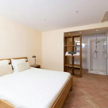 Bastide With Panoramic Views Of Saint-tropez Дом отдыха