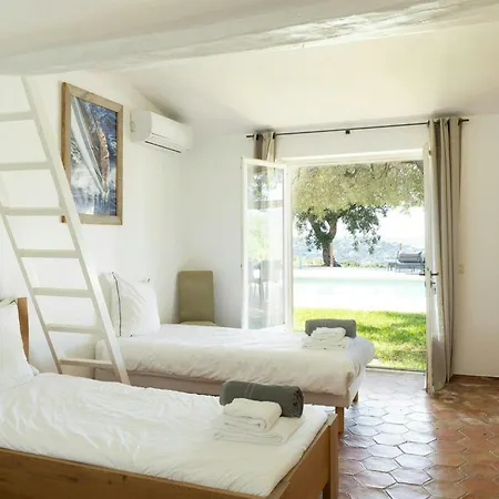 Bastide With Panoramic Views Of Saint-tropez *